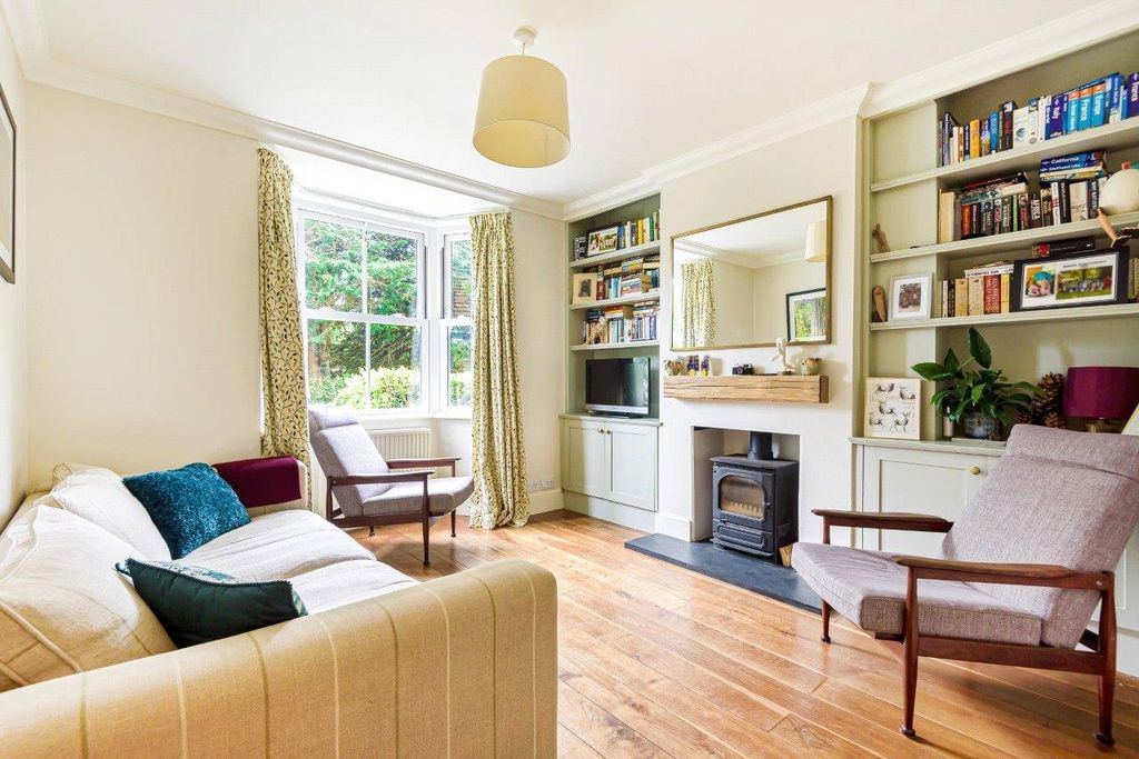 Property photo 2 of 17 Sitting Room
