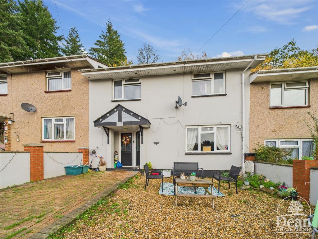 Property photo 1 of 18