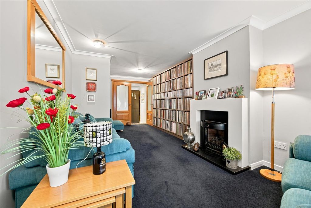 Property photo 3 of 21 06-25_Braes_O_Yettes_Kirkintilloch_006.Jpg
