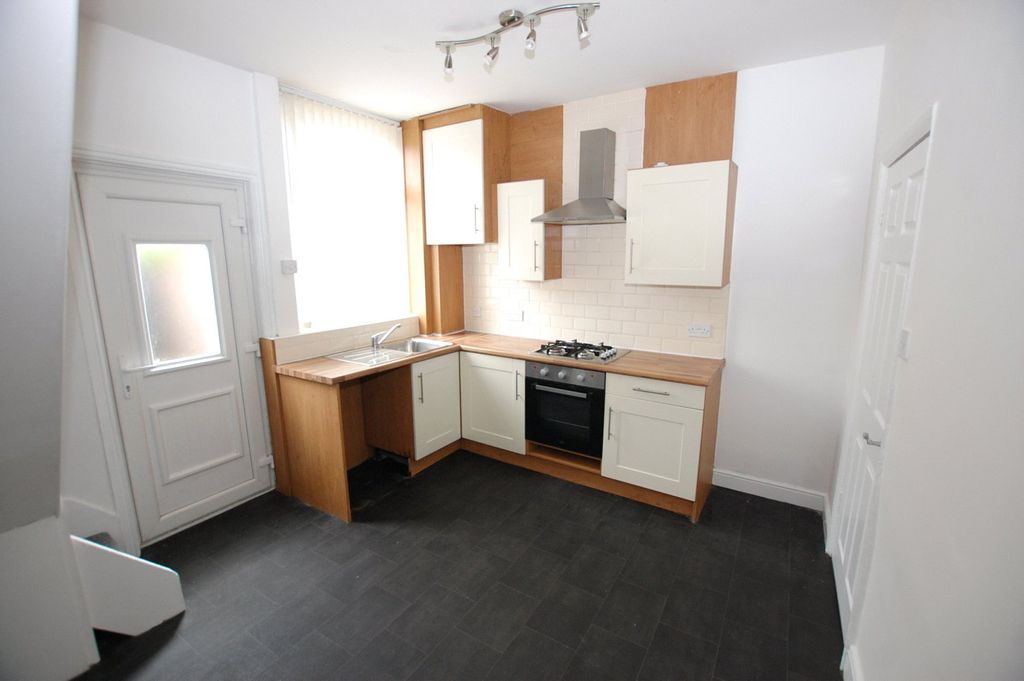 Property photo 3 of 11 Picture No. 34