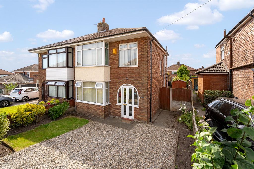 Property photo 1 of 25 21 Consett Road-43.Jpg