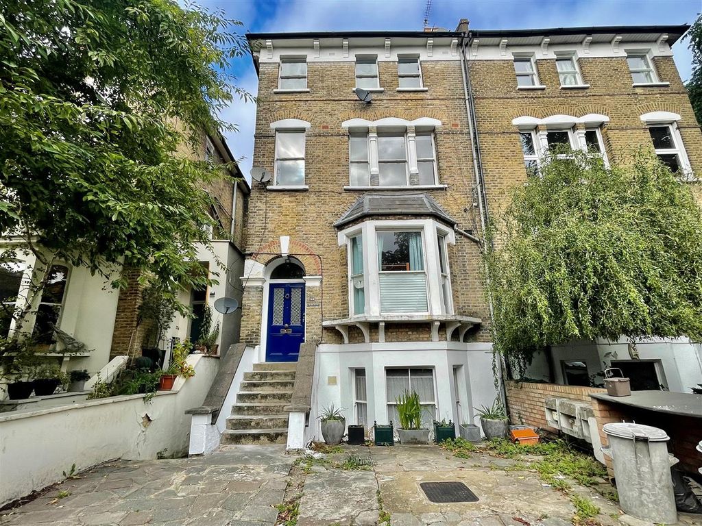Property photo 3 of 16