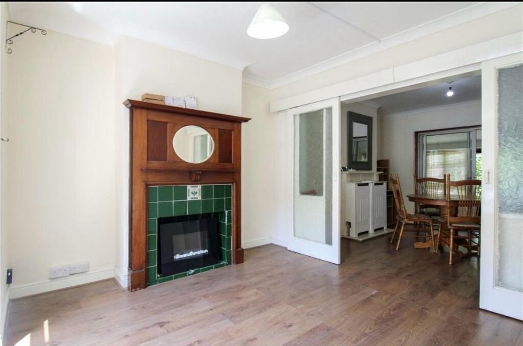 Property photo 2 of 11 Property