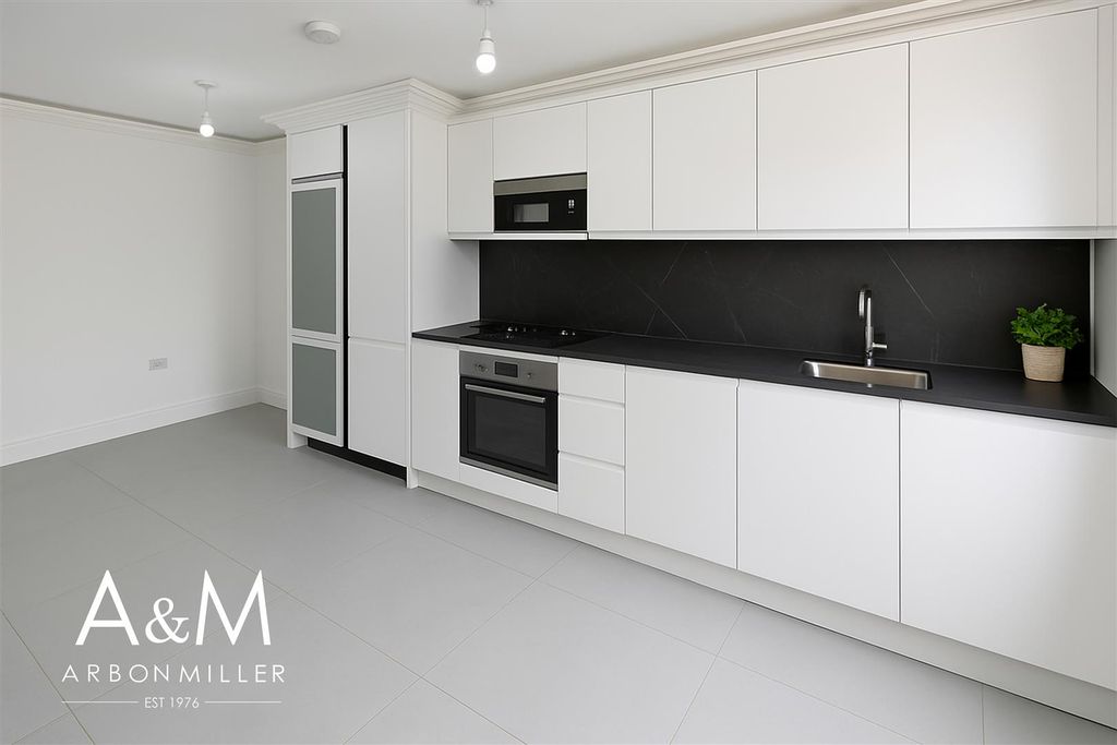 Property photo 3 of 9 3.Jpg