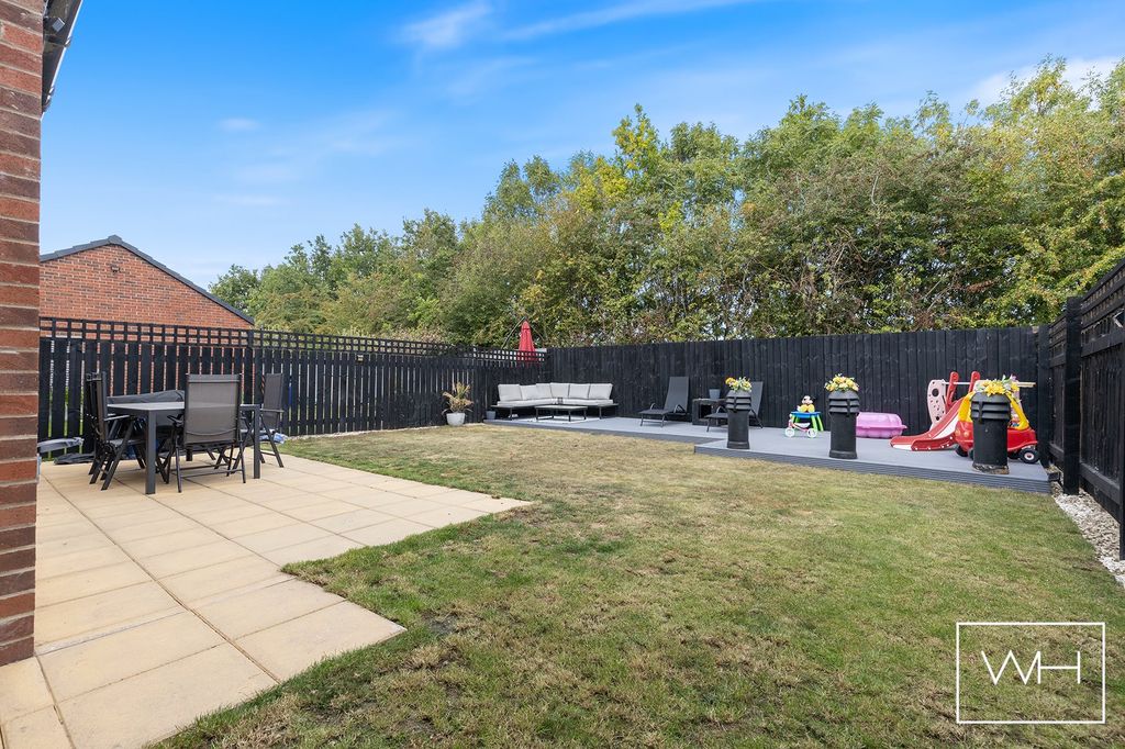 Property photo 2 of 20 19 Brodsworth Court, Adwick-Lee Street 16_297