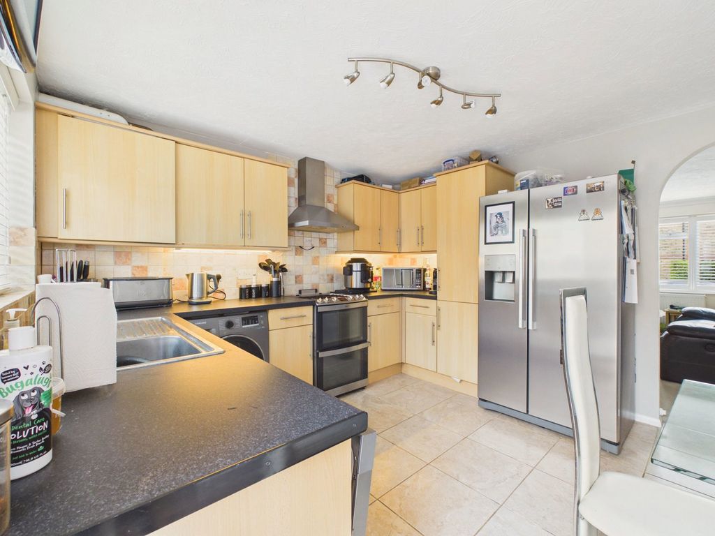 Property photo 3 of 14