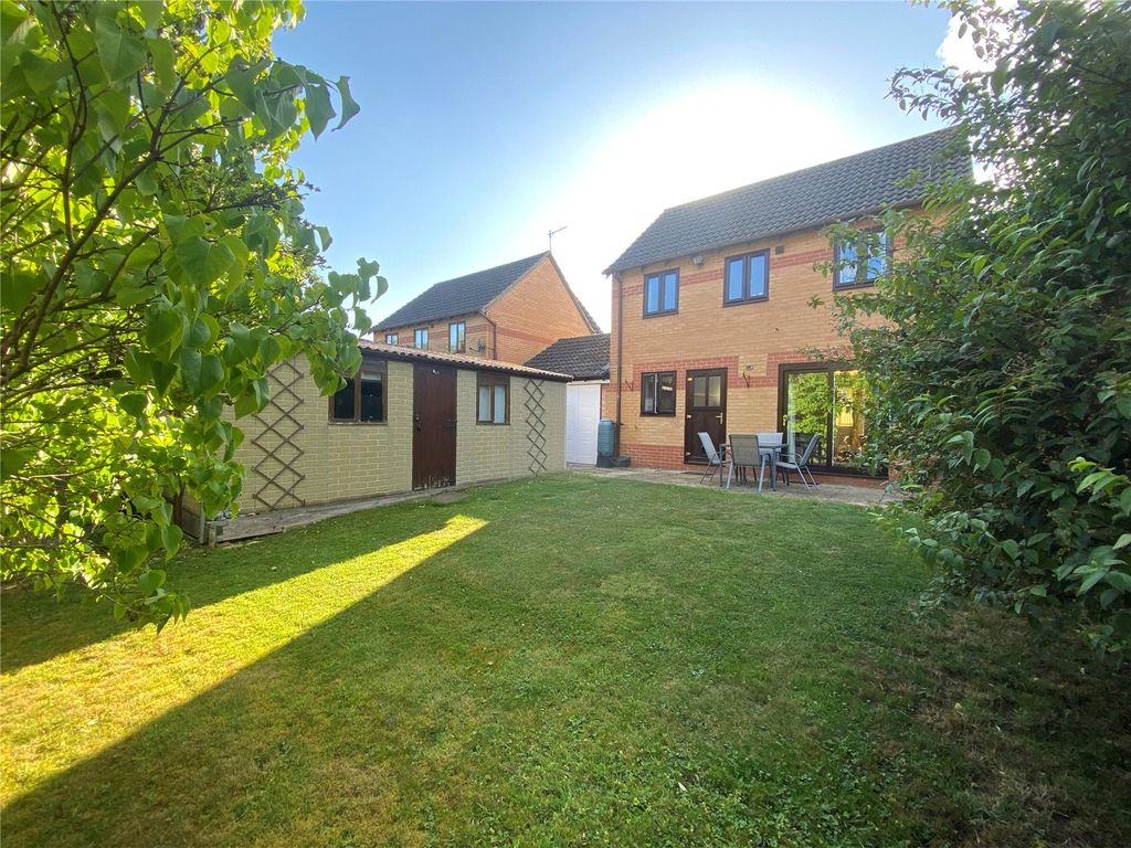 Property photo 2 of 22 Picture No. 33