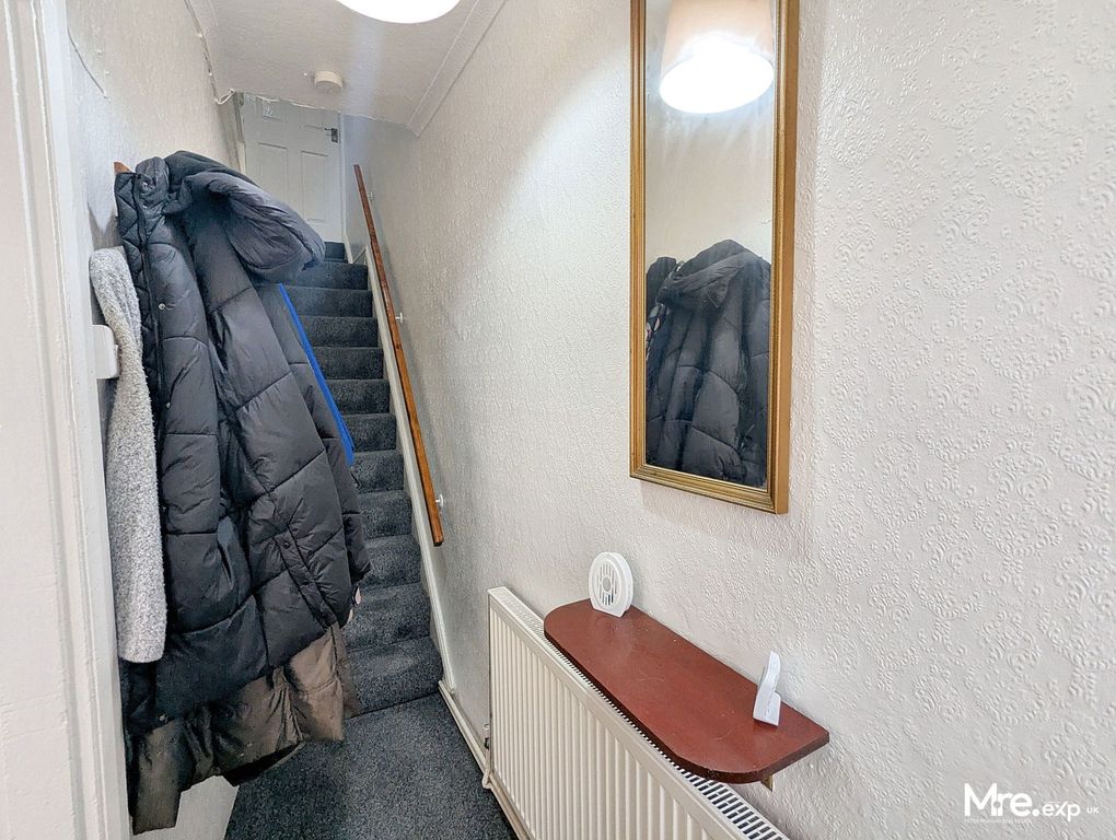 Property photo 3 of 24