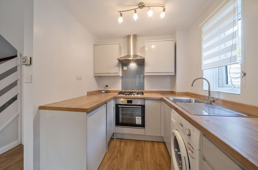 Property photo 3 of 14 1359407-12-68Dd51...