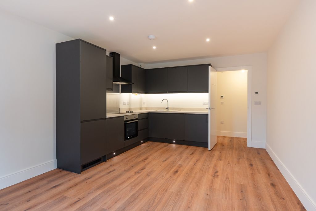 Property photo 1 of 12 Block A Flat 2-06393