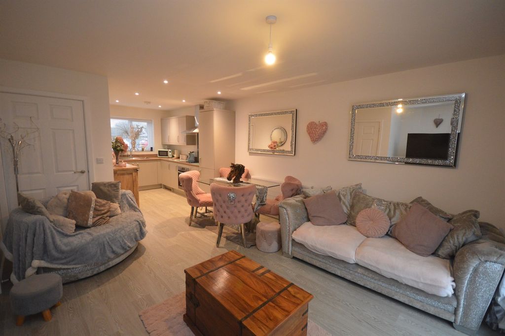 Property photo 3 of 11 Other