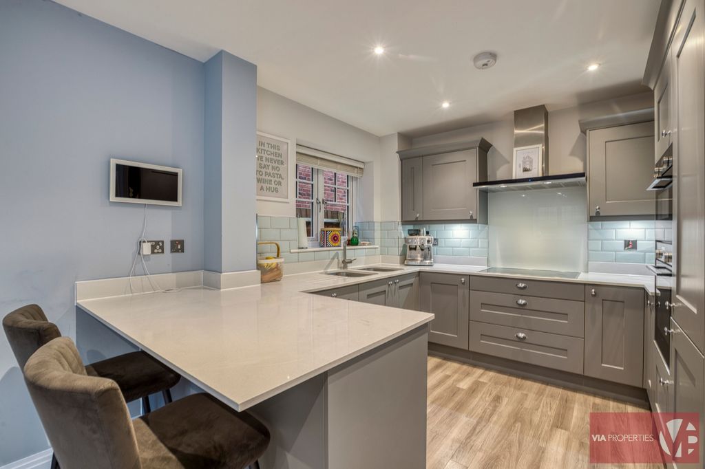 Property photo 3 of 38 Photo 3