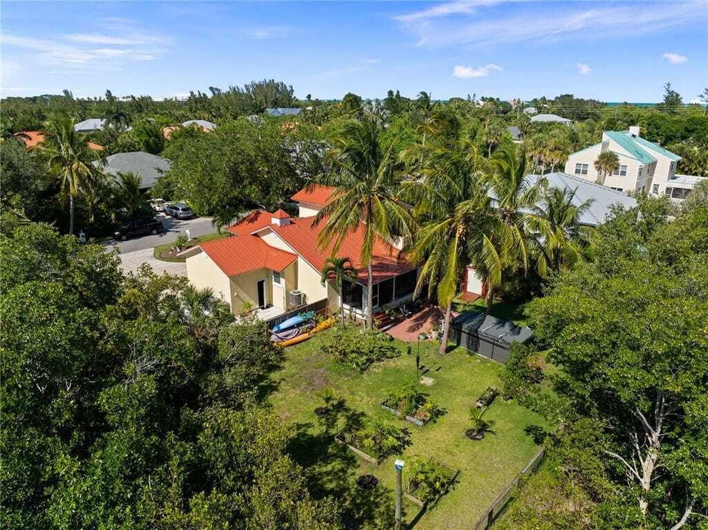 Property photo 1 of 31