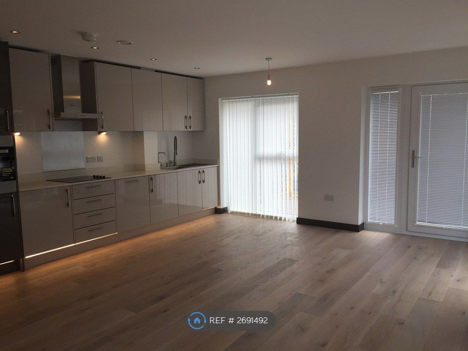 Property photo 2 of 7