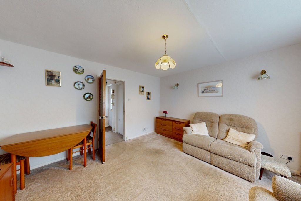 Property photo 3 of 13 Picture 3