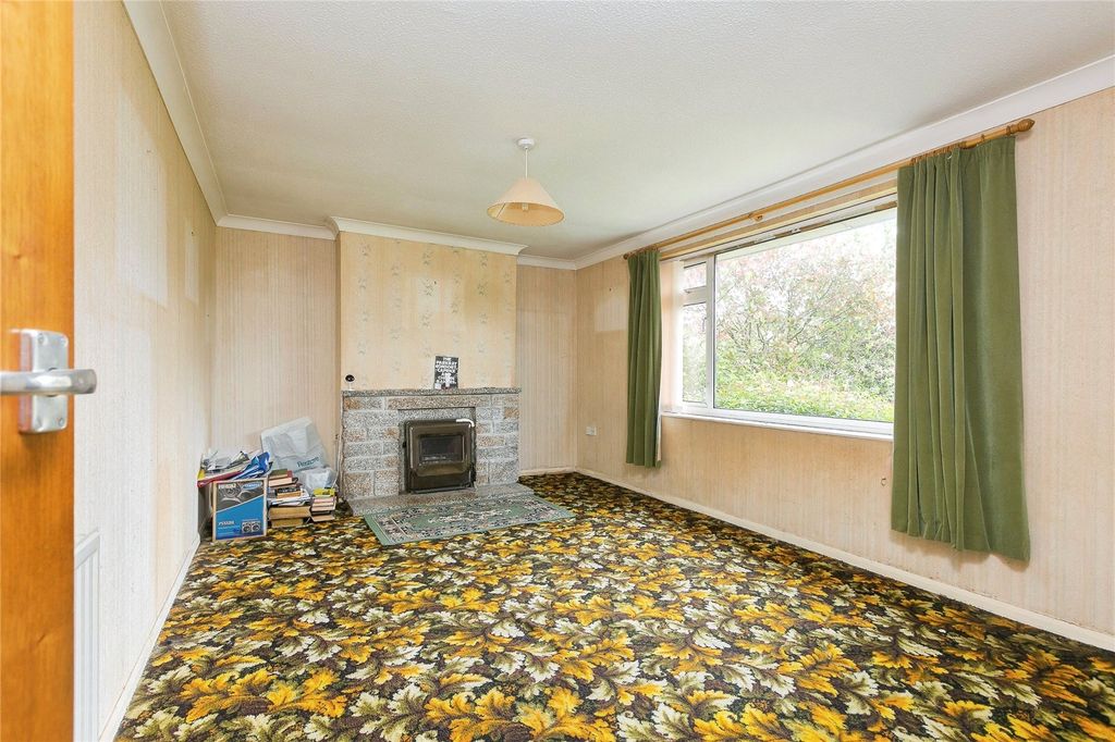 Property photo 3 of 16 Picture No. 11