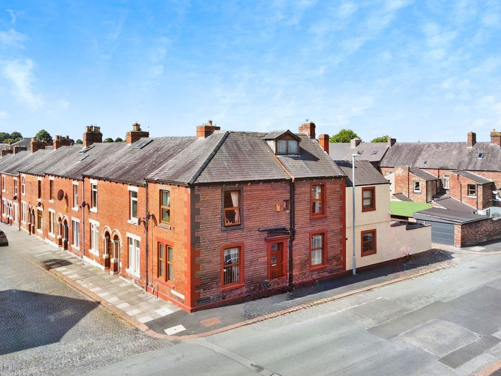 Property photo 1 of 16