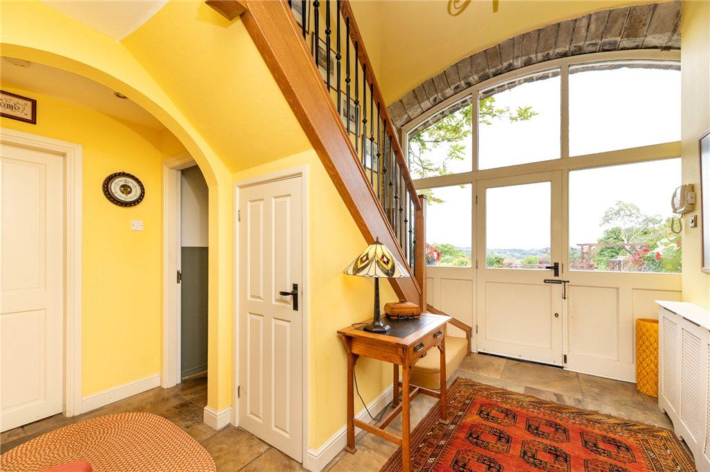 Property photo 2 of 48 Hall