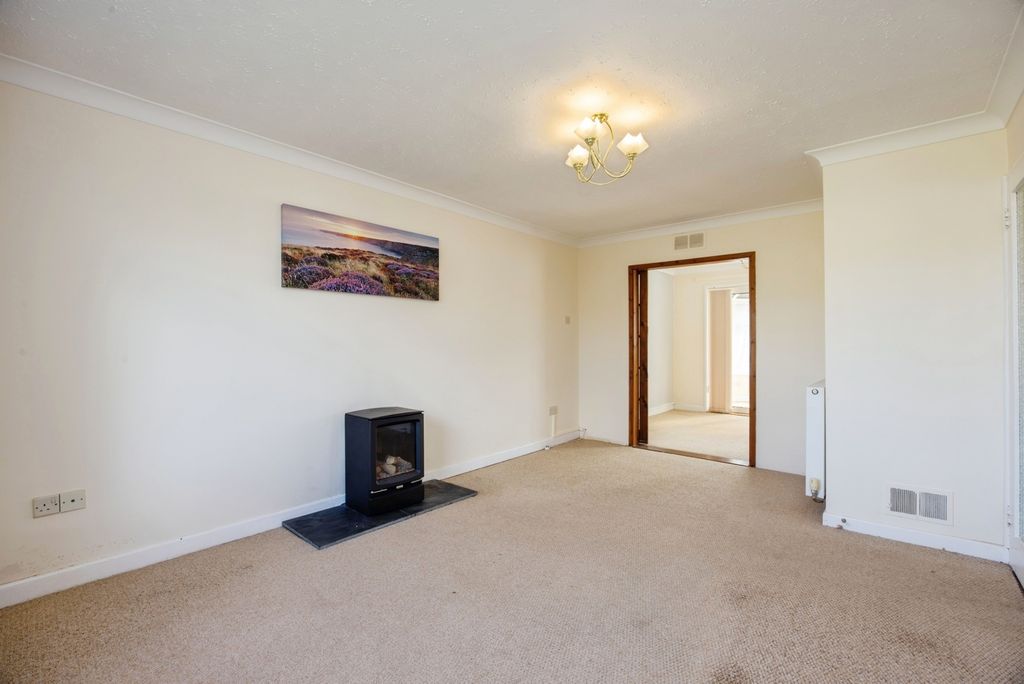 Property photo 2 of 20 Pbox-Img.Jpg