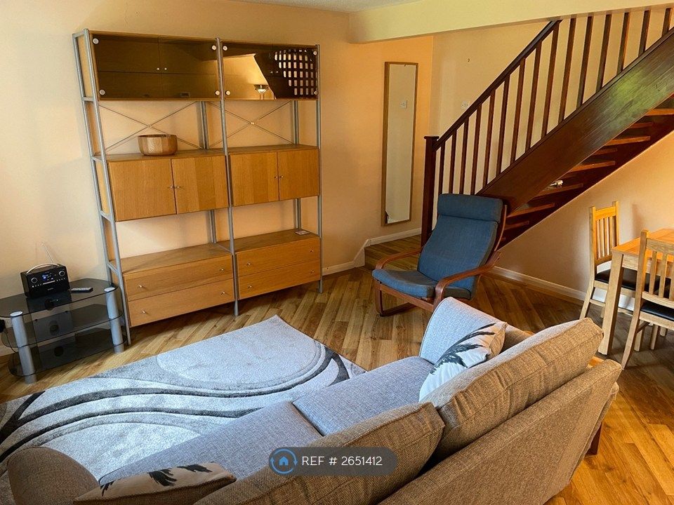 Property photo 3 of 12 Living Room