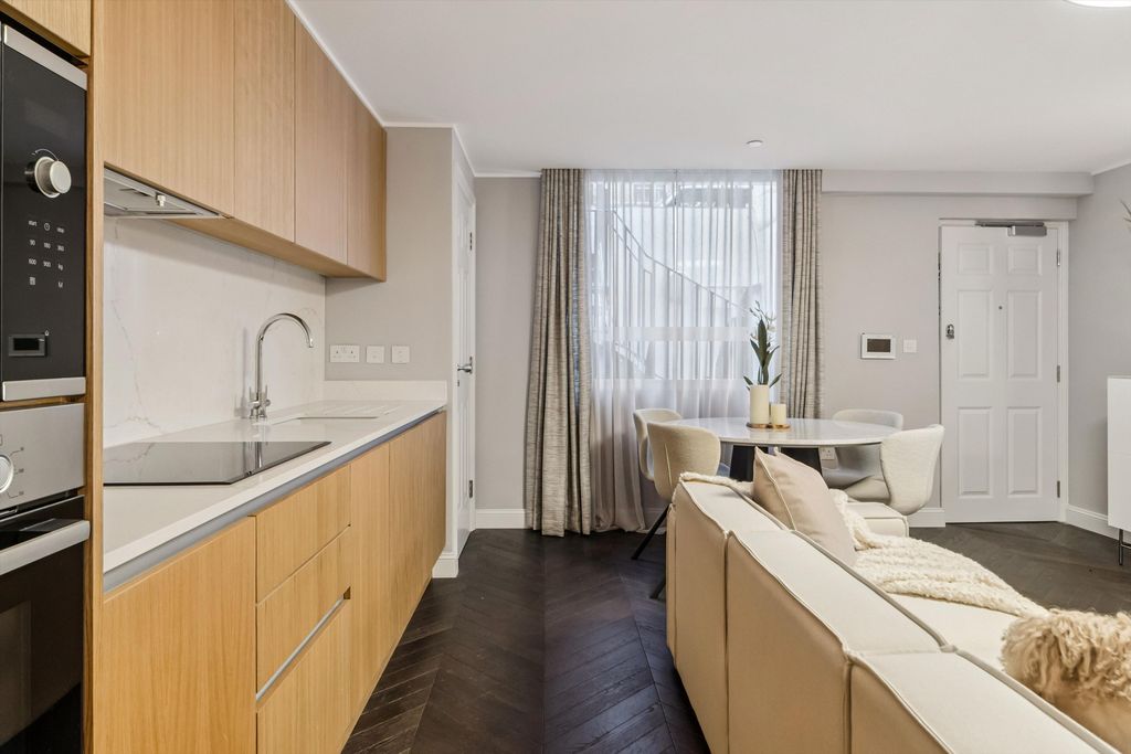 Property photo 3 of 14 Image