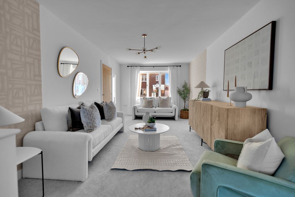 Property photo 2 of 12 7 Hessonite Iolite Living Room
