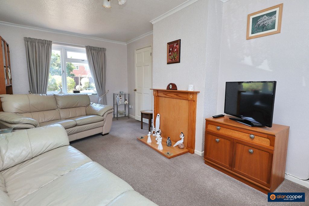 Property photo 2 of 21 4194963