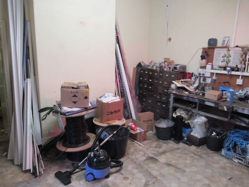 Property photo 3 of 6 Internal 