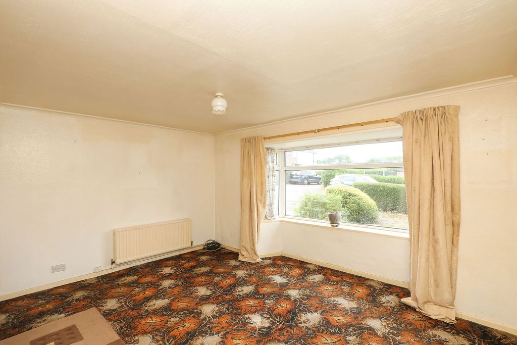 Property photo 3 of 21