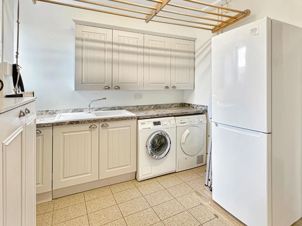 Additional image 21 of 5 bed detached house for saleSt. Marys Square, Newmarket CB8