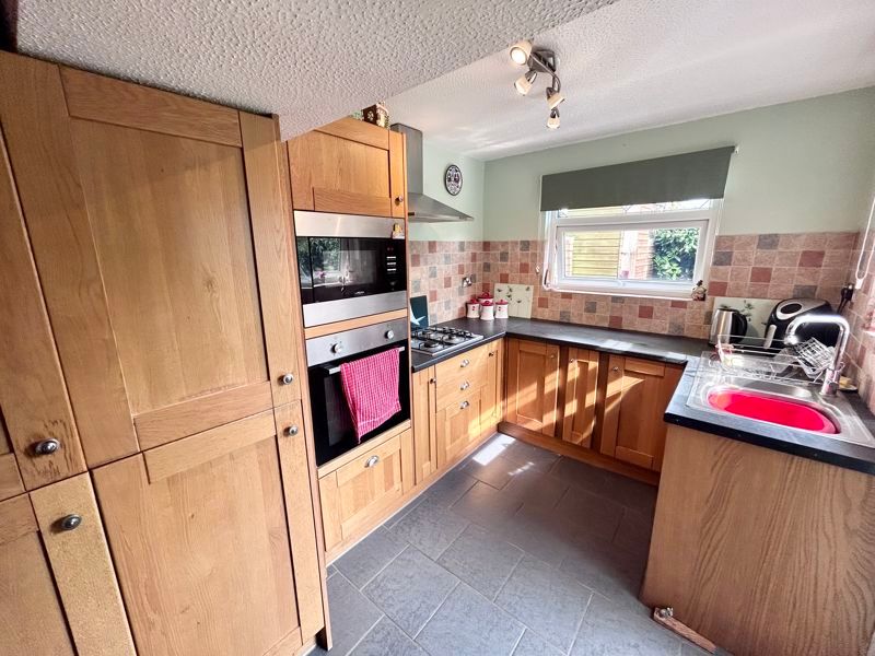 Property photo 3 of 16 Photo 22