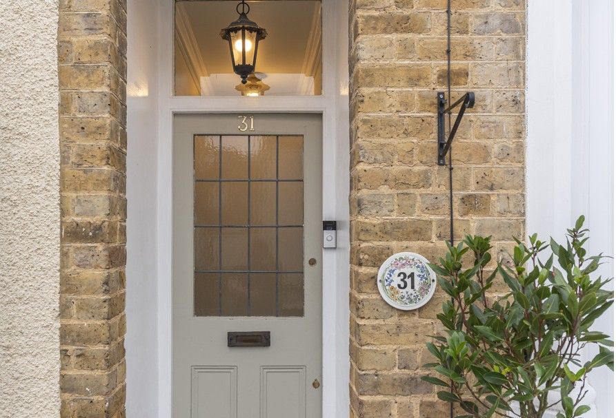 Property photo 2 of 43