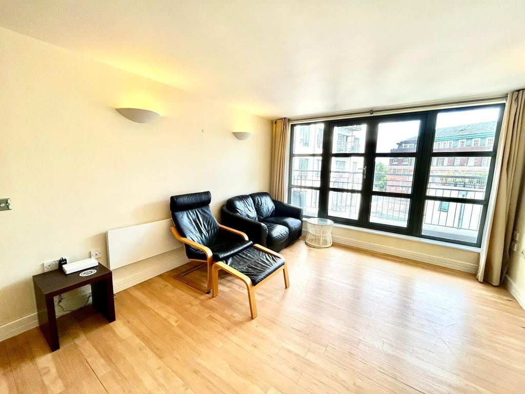Property photo 3 of 9