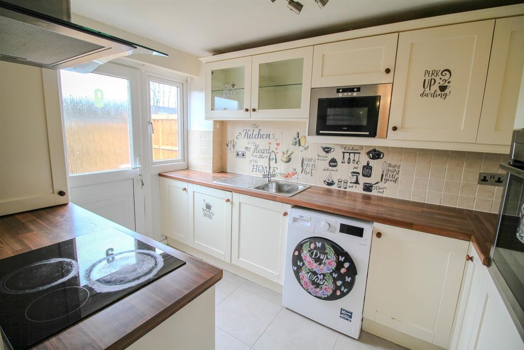 Property photo 2 of 14 Img_9450.Jpg