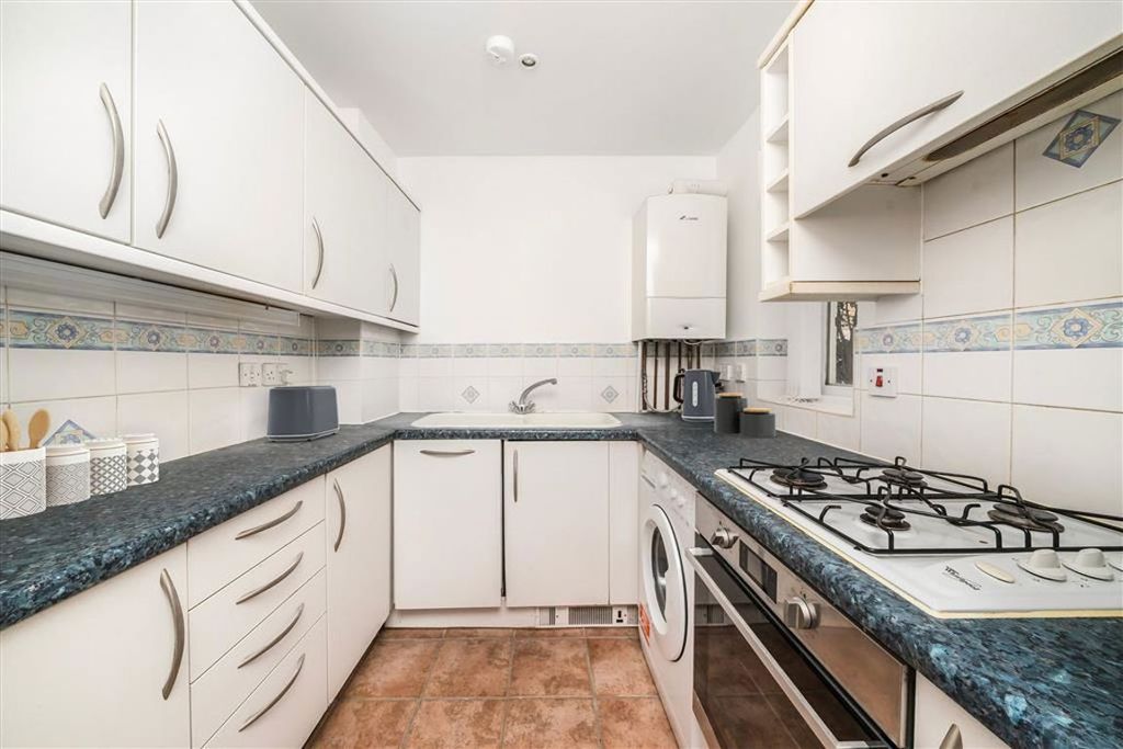 Property photo 3 of 6