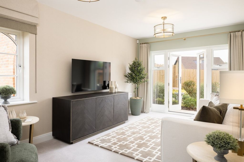 Property photo 3 of 18