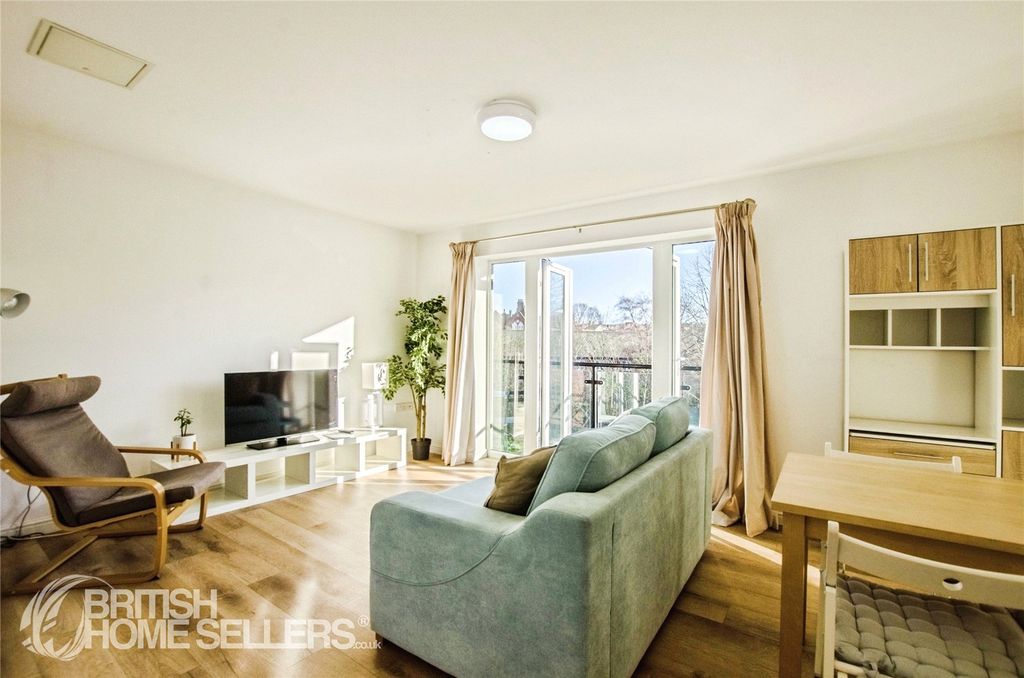 Property photo 1 of 14 Picture No. 14