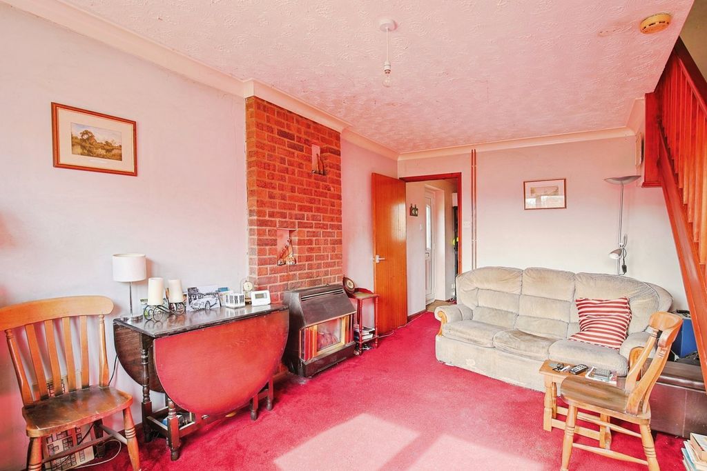 Property photo 3 of 15