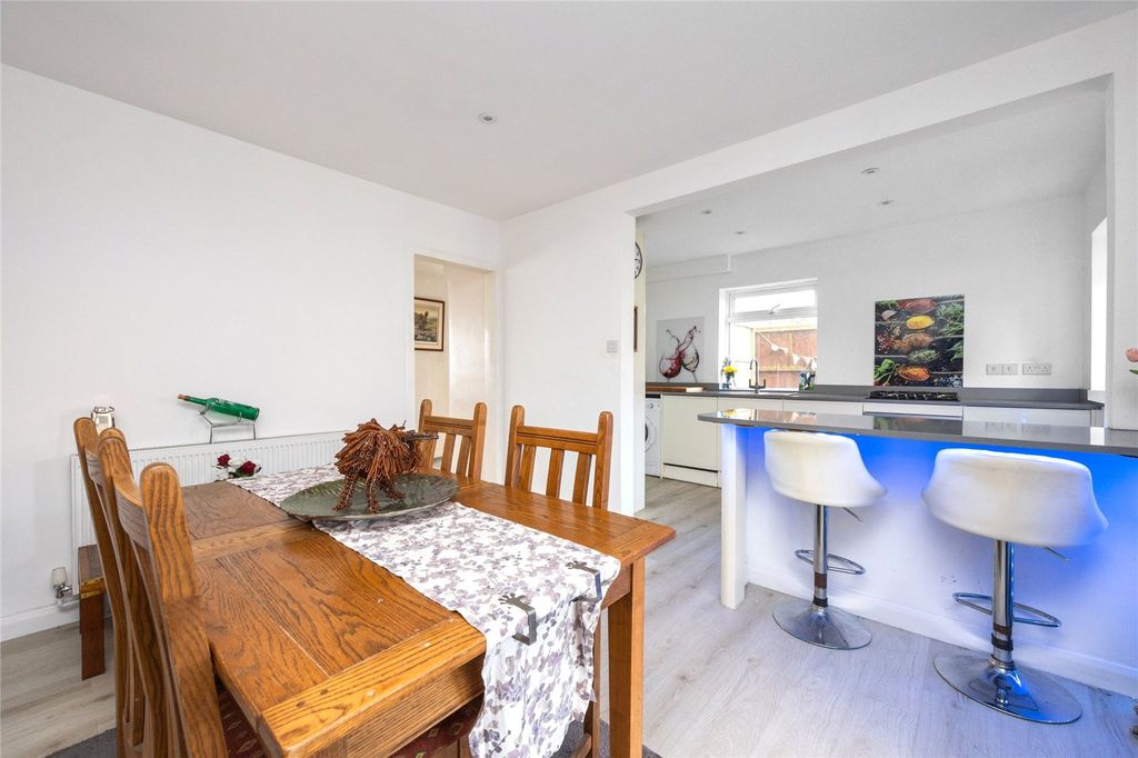 Property photo 2 of 14 Picture No. 06