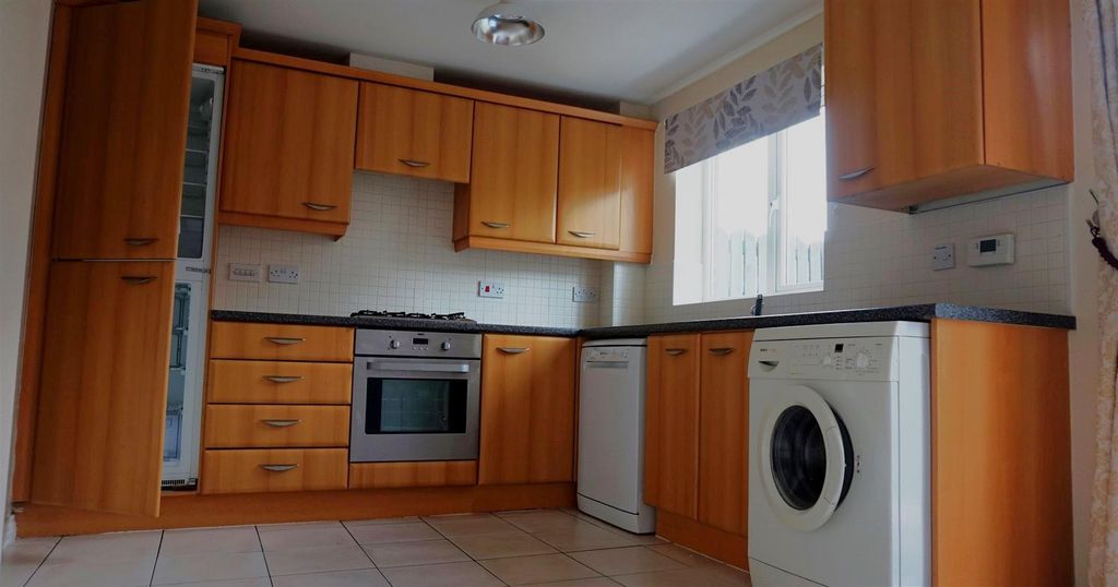 Property photo 2 of 14 Cspopiokiegwd8F0c__6Ng.Jpg