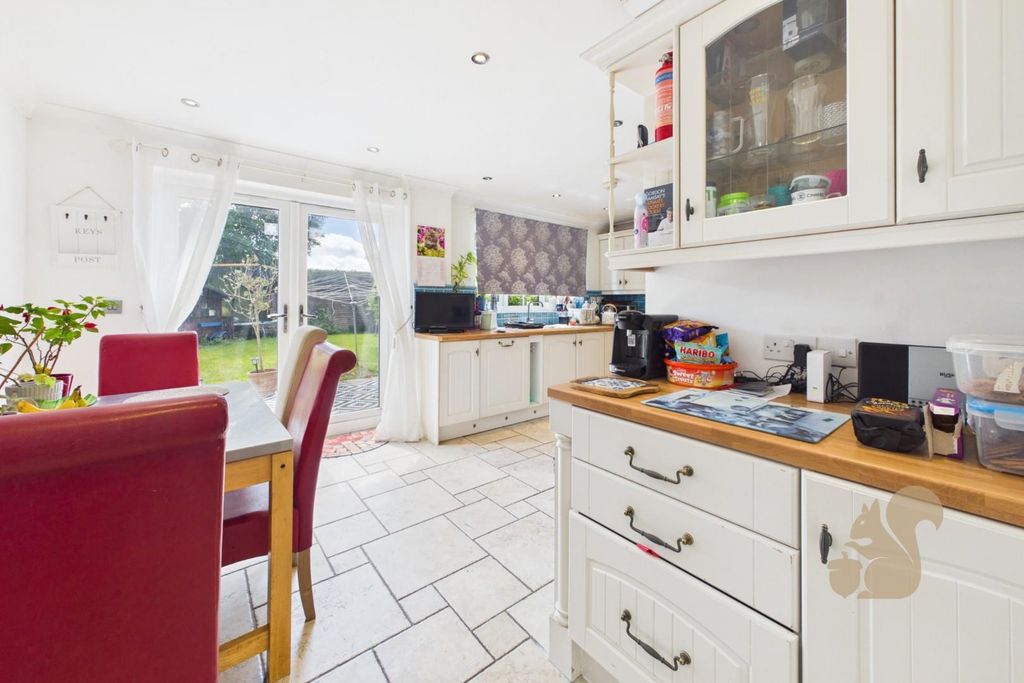 Property photo 2 of 19 Kitchen/Diner