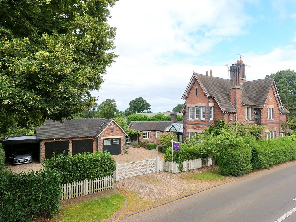 Property photo 1 of 36