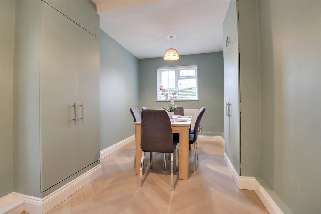 Property photo 3 of 20 24 Trinder Way 2025-5.Jpg