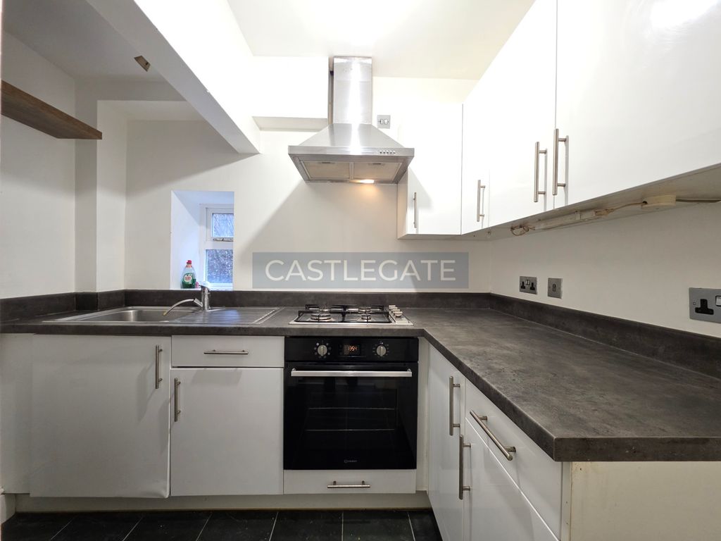 Property photo 3 of 15 8 Spindale Street Halifax (6)