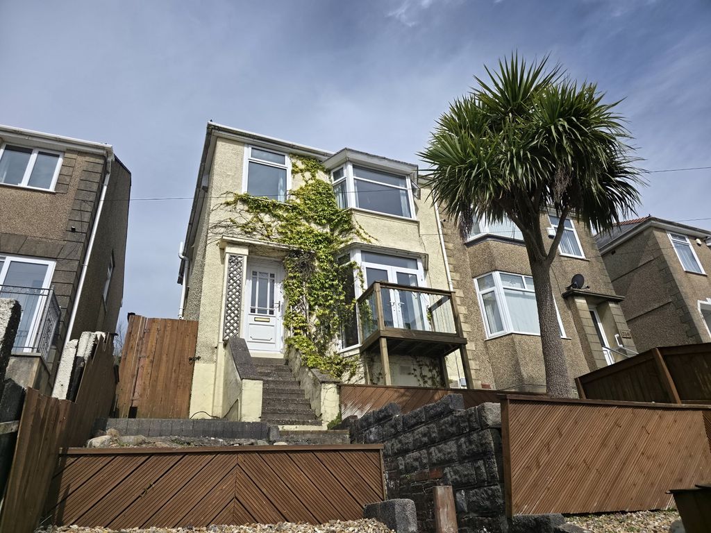 Property photo 1 of 20 Main Image