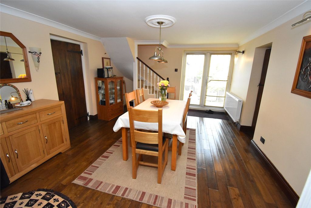 Property photo 3 of 17 Picture No. 34