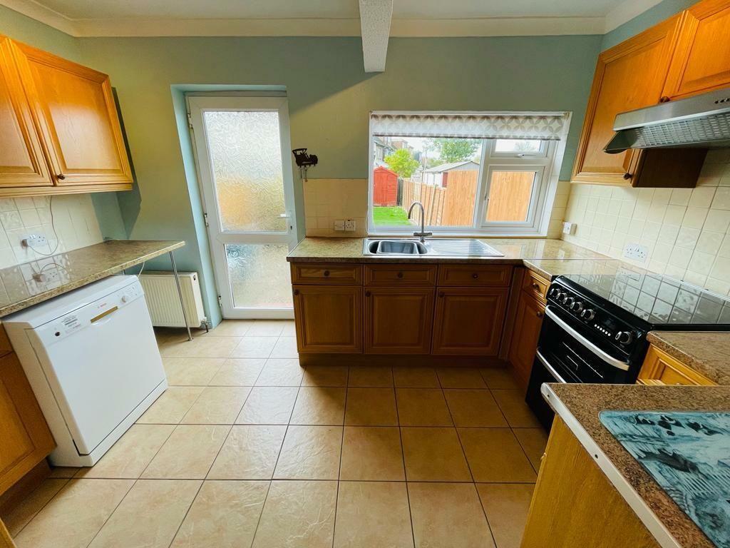 Property photo 3 of 12 819599d206B202A9Ea5E77211B404381Fd516Cfc68De346011