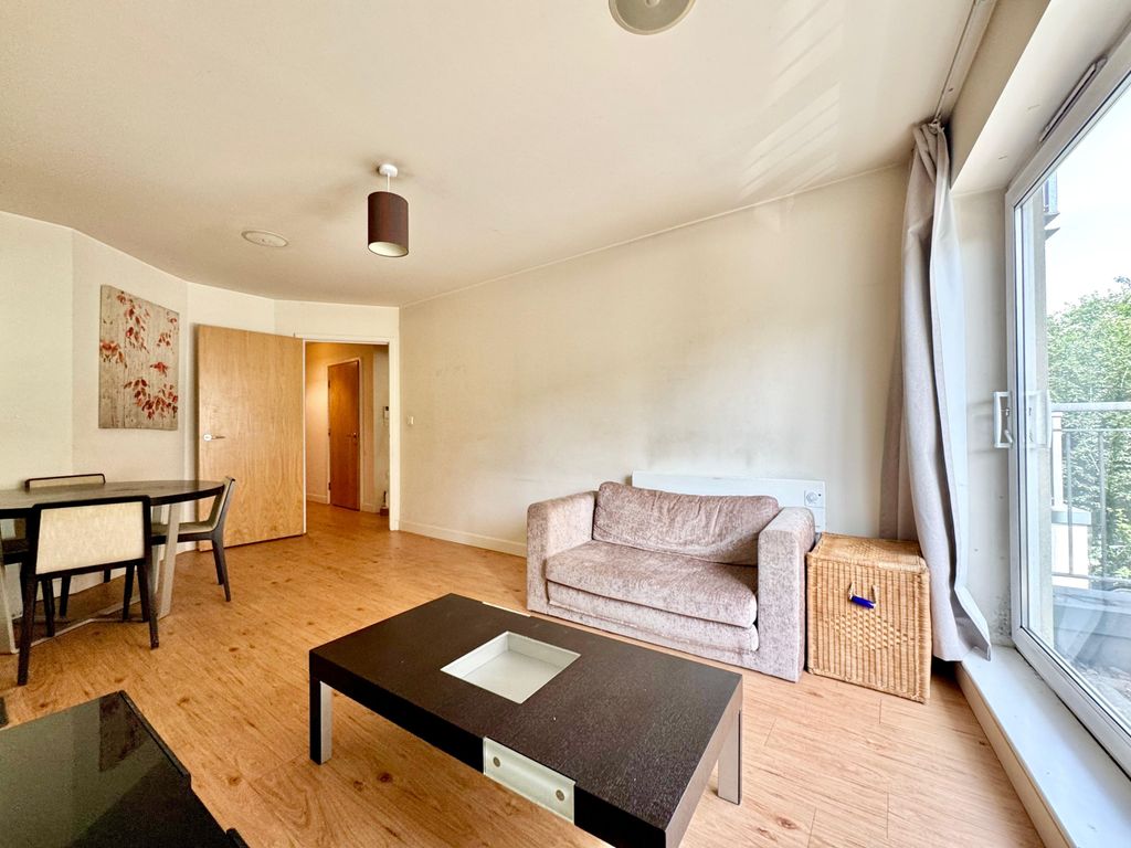 Property photo 2 of 13 Gallery