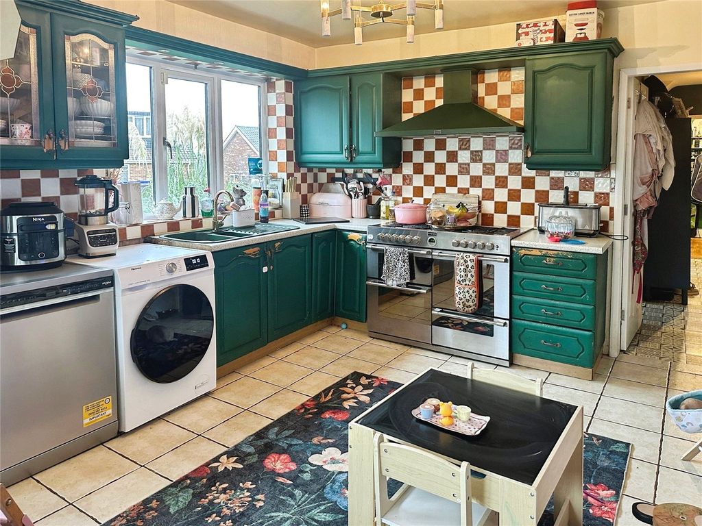 Property photo 3 of 8 Picture No. 01