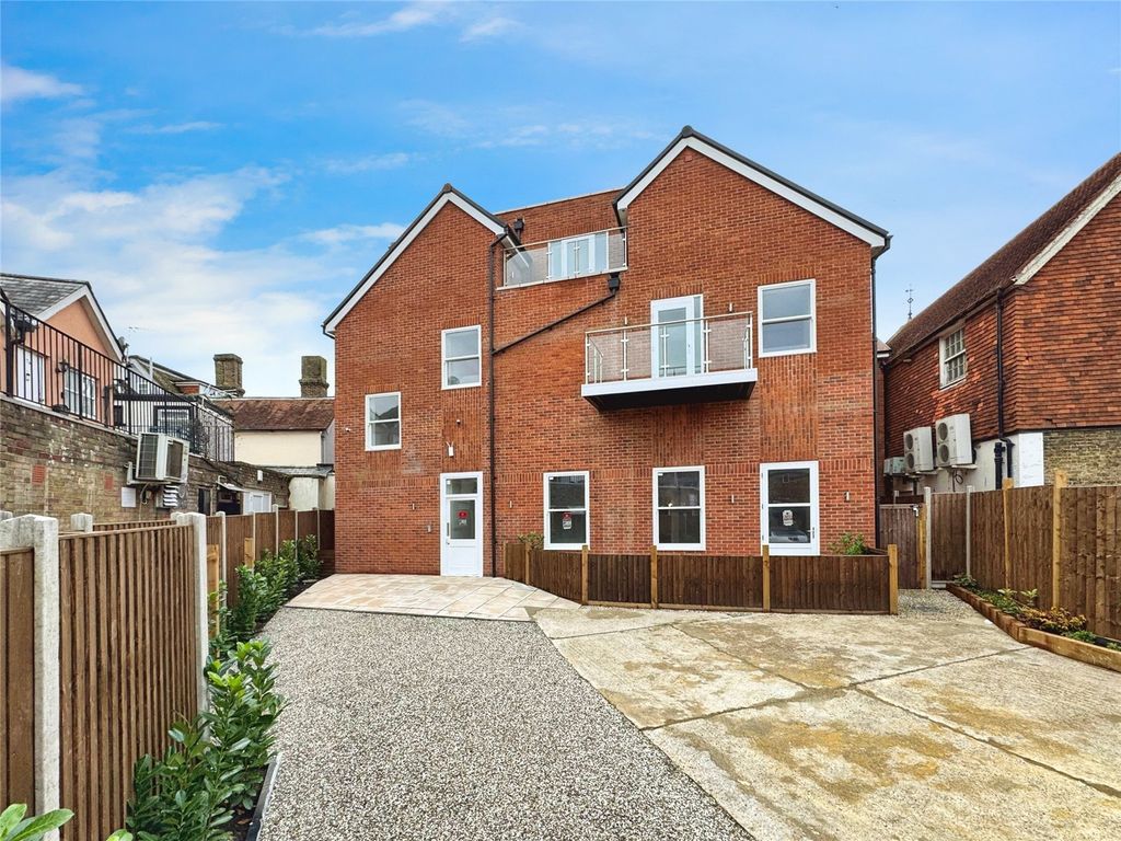 Property photo 1 of 9 Picture No. 01